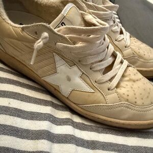 Golden Goose Cream and White Low-Top Star Sneakers